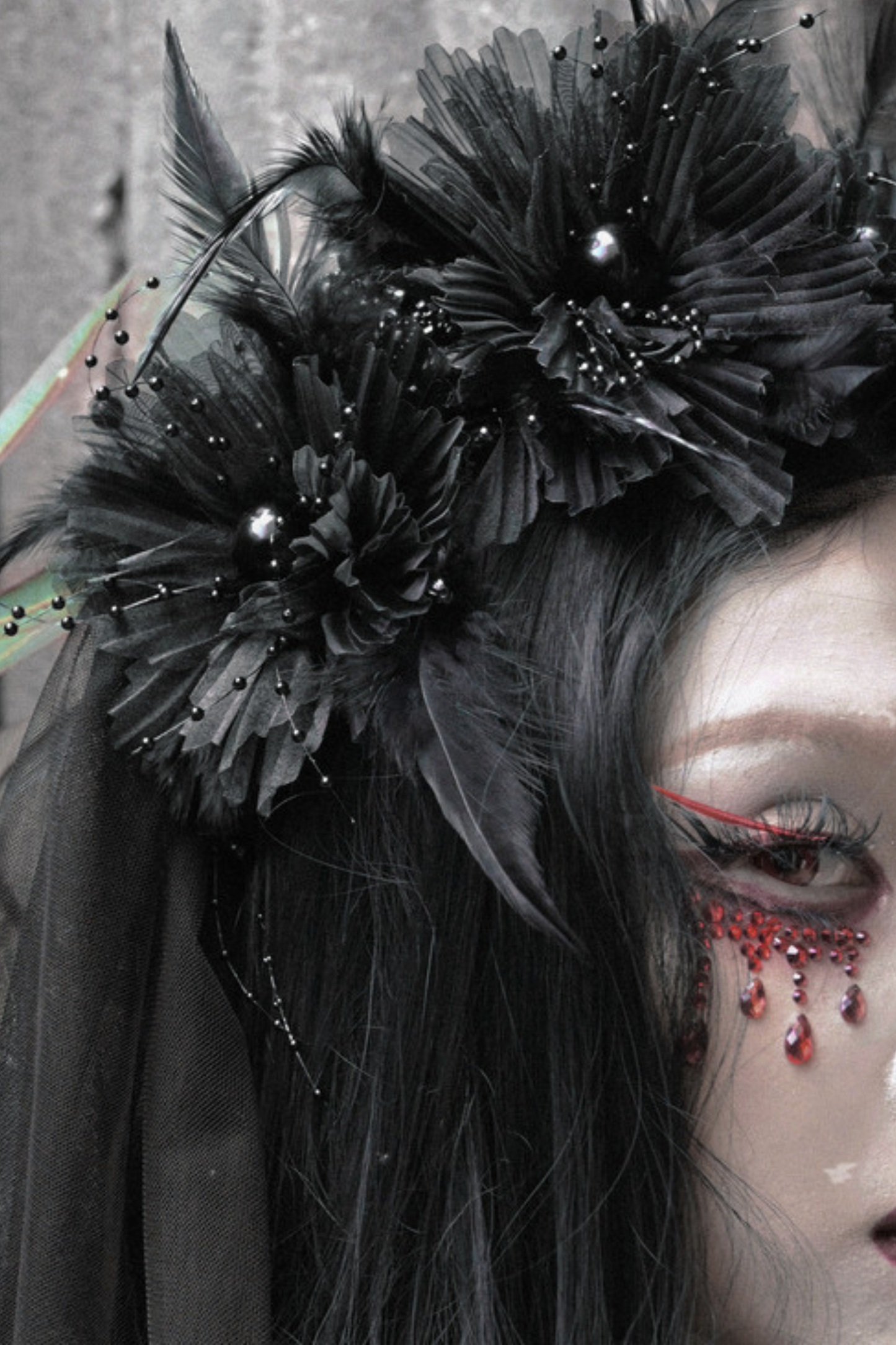 Thriller Gothic Flower Veil
