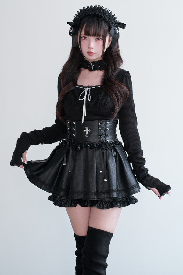 チョッカーレーストップス+スカート