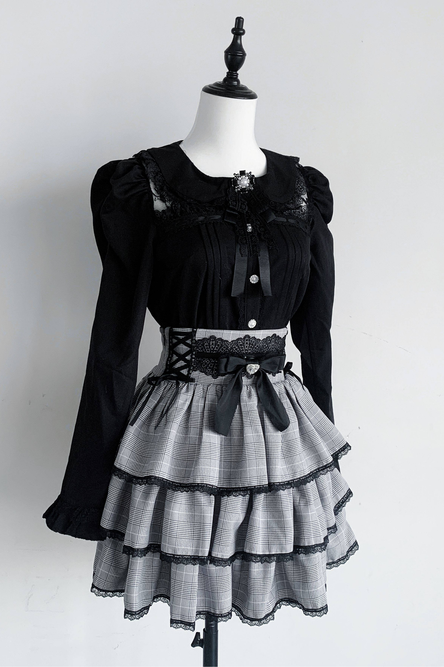 ダークレーストップス+スカート