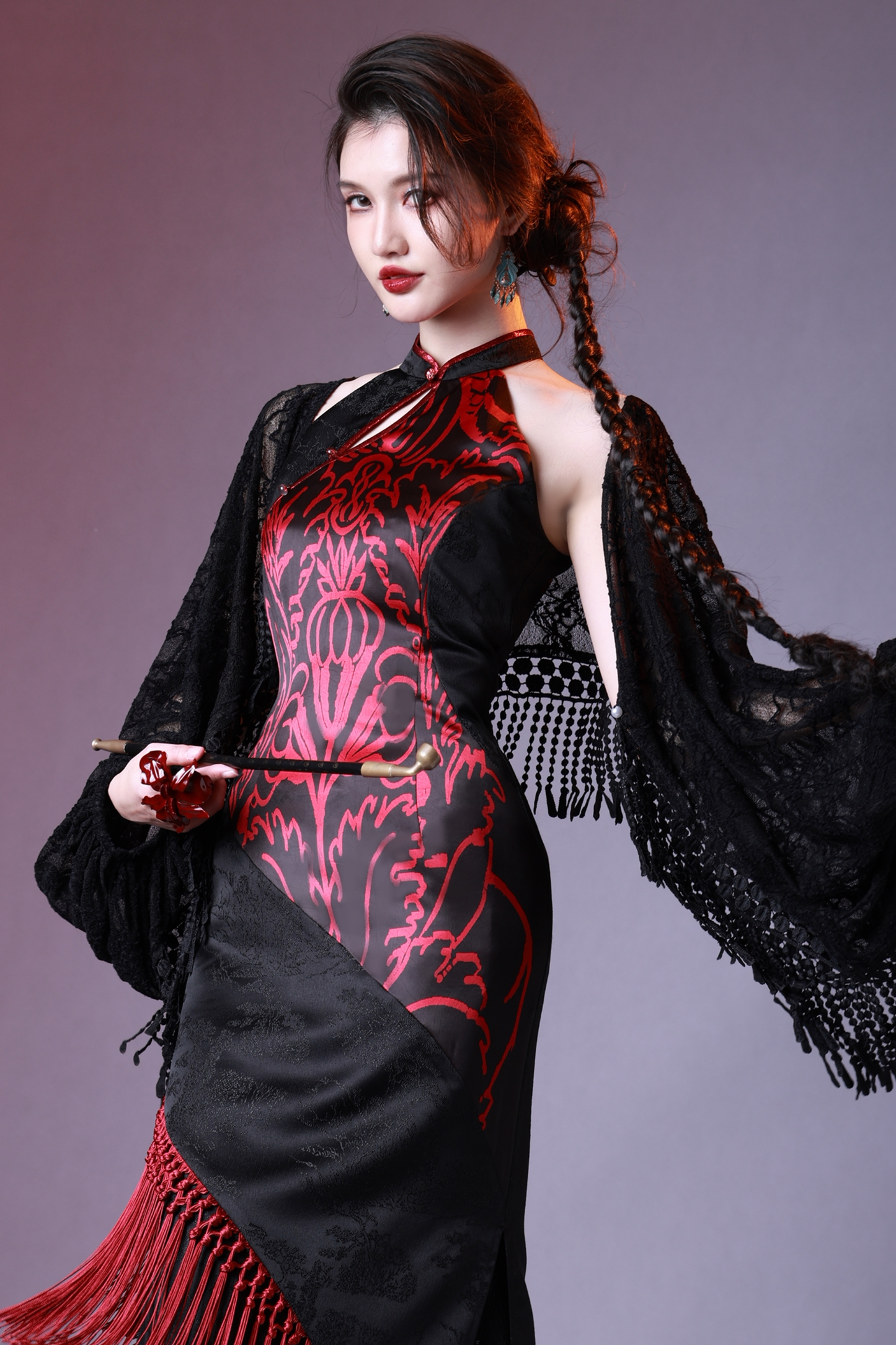 ダークファイアノースリーブドレス