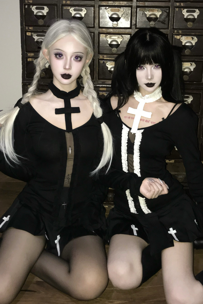 ゴシッククロスニットトップス