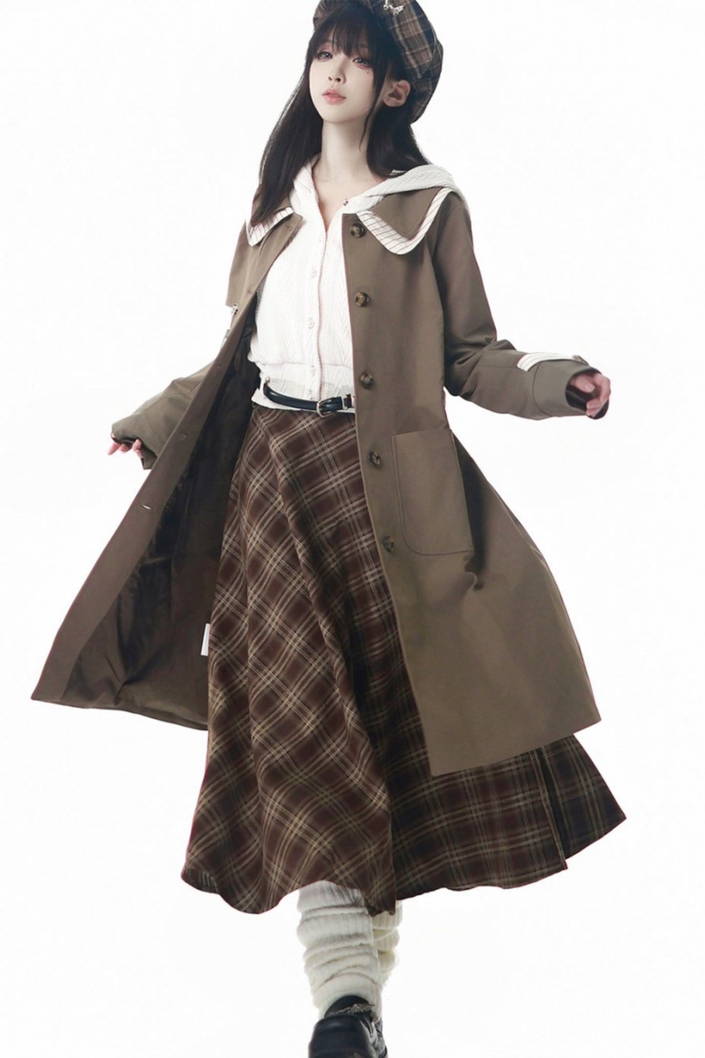メープルトレンチコート+フードトップス+チェックスカート+シャツドレス