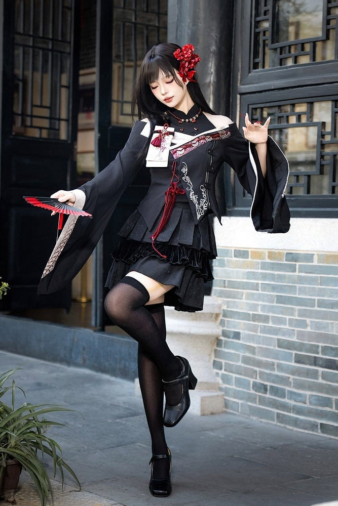 【10月7日予約締切】Black and Red Chinese Dark Gothic Lolita Wide Sleeve Asymmetrical Hem Top + Layered Ruffle Skirt + Necklace + Full Set