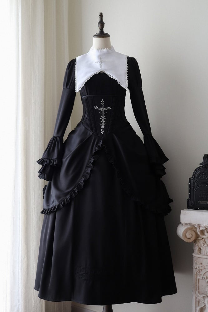 [Termine prenotazione 30 maggio] Abito gothic lolita bianco e nero con maniche svasate + sopragonna a corsetto rialzabile con croci + set completo