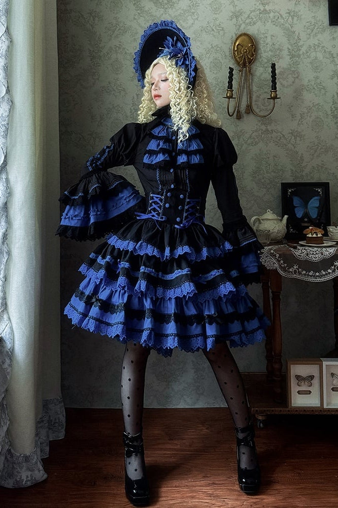 [Vorbestellschluss: 13. Juli] Kleinblaue Gothic-Lolita-Rüschenbluse mit Glockenärmeln