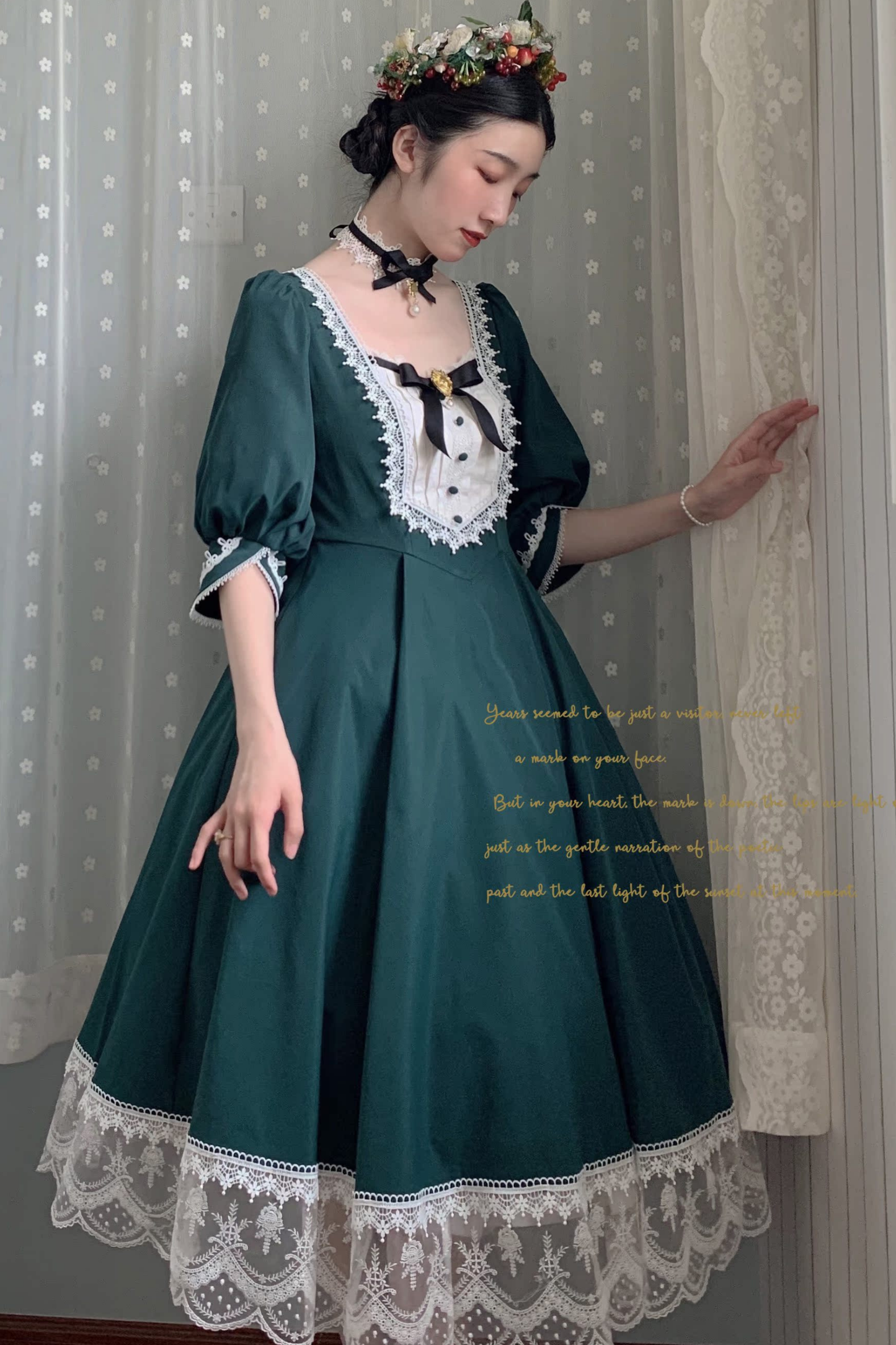 Elegant Retro Lace Classic Lolita Dress