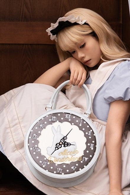 [Date limite de précommande : 16 juillet] Sac à main horloge lapin fantasy Alice (avec bandoulière)