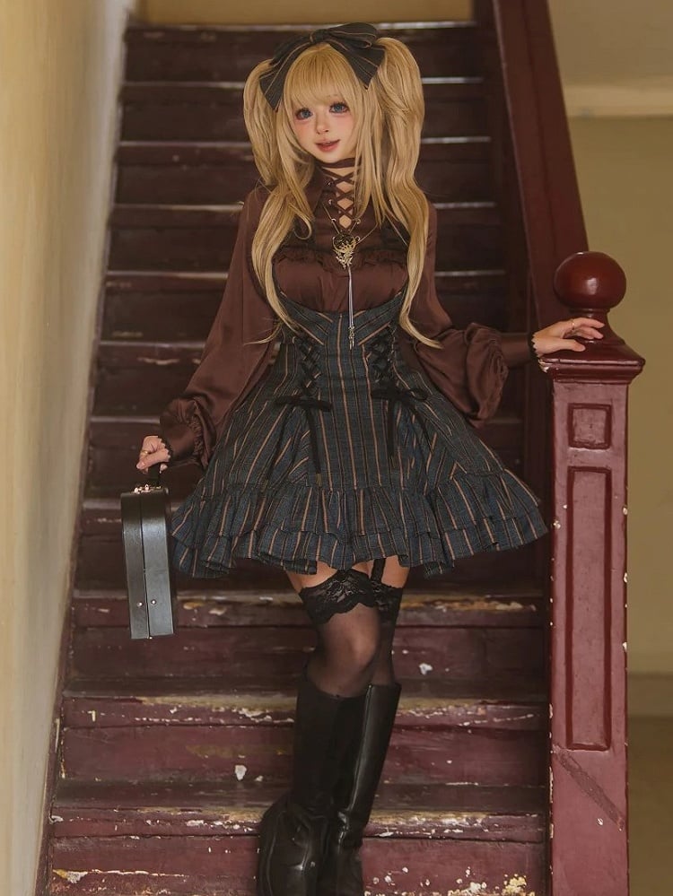 【12月29日予約締切】ゴシックロリータストライプバッククロスフリルサスドレス