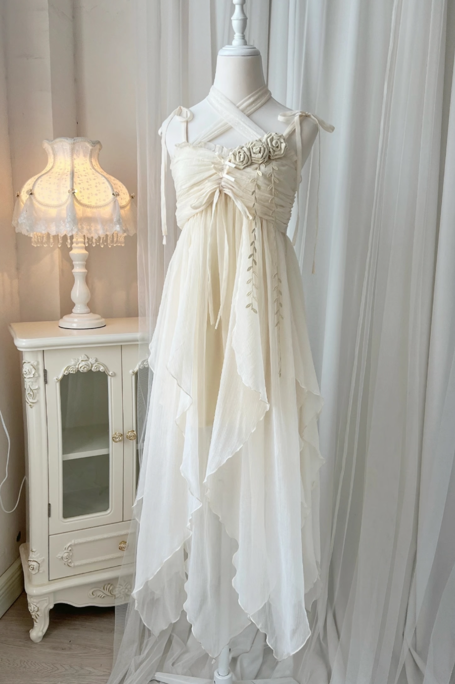 Robe lolita de fée d’un blanc pur (avec châle)