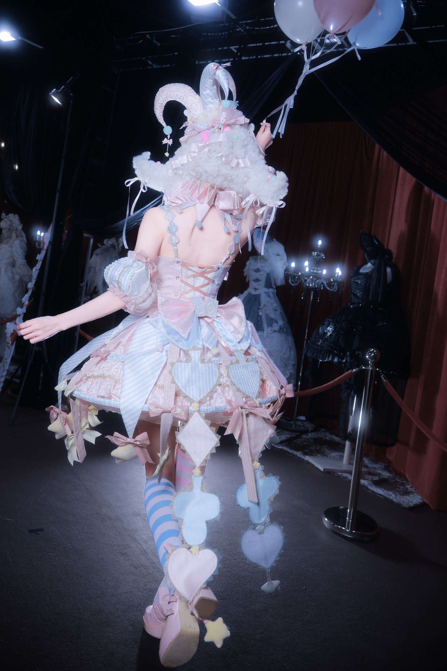 [Vorbestellung bis 16. März] Castle Lolita Oberteil + Rock + Reifrock + Accessoires