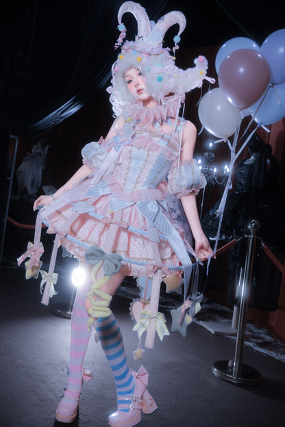 [Vorbestellung bis 16. März] Castle Lolita Oberteil + Rock + Reifrock + Accessoires