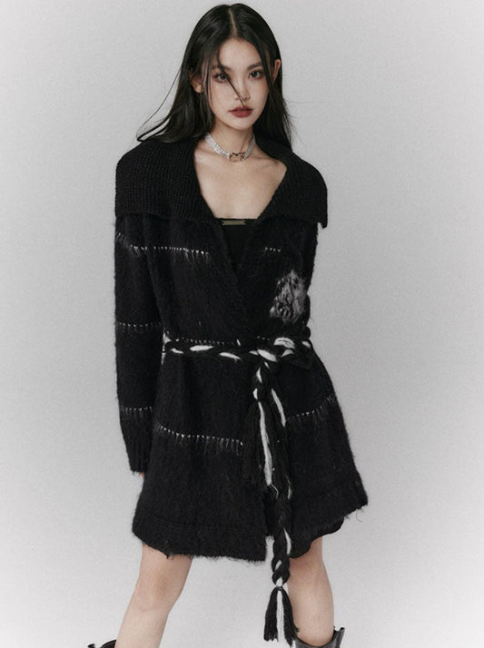 ローズコントラストラペルベルトカーディガンニット