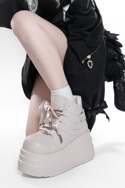Wing-Shaped Platform Shoes