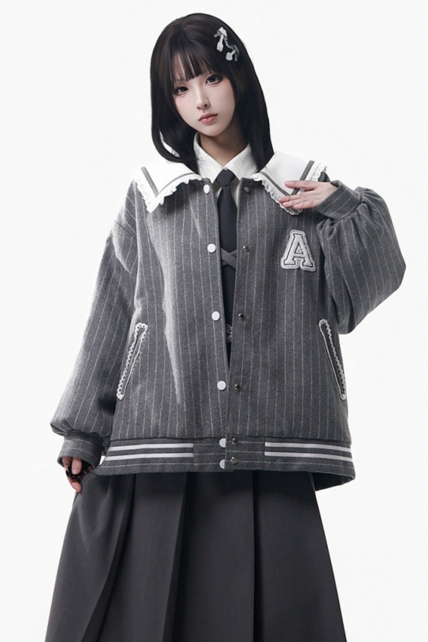 ストライプコート+シャツ+ベスト+ロングスカート