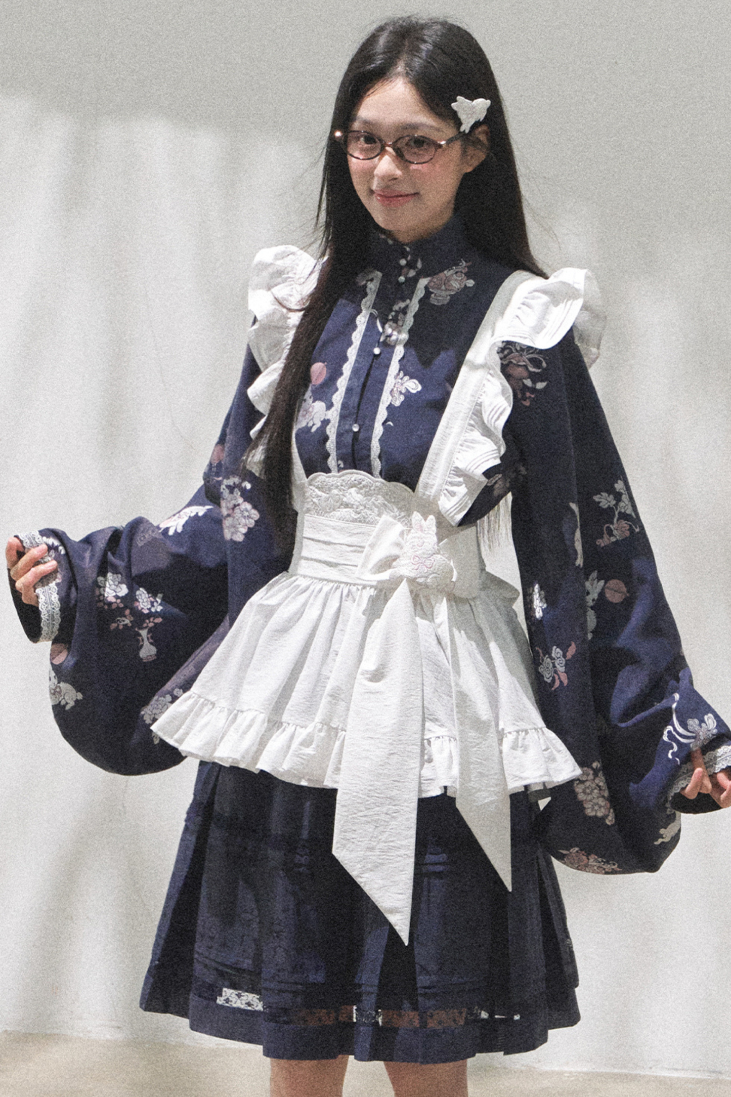 レトロスタンドカラーショートトップス+ミディアムスカート