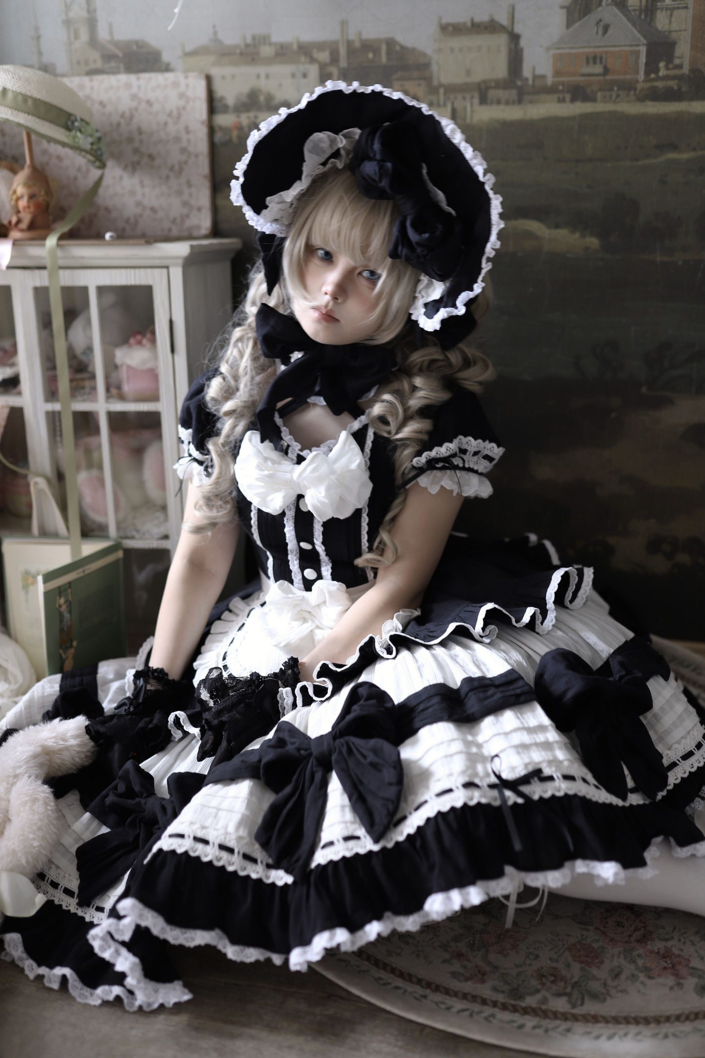 モノクロドールロリータドレス+カチューシャ+ボンネット+クリップ