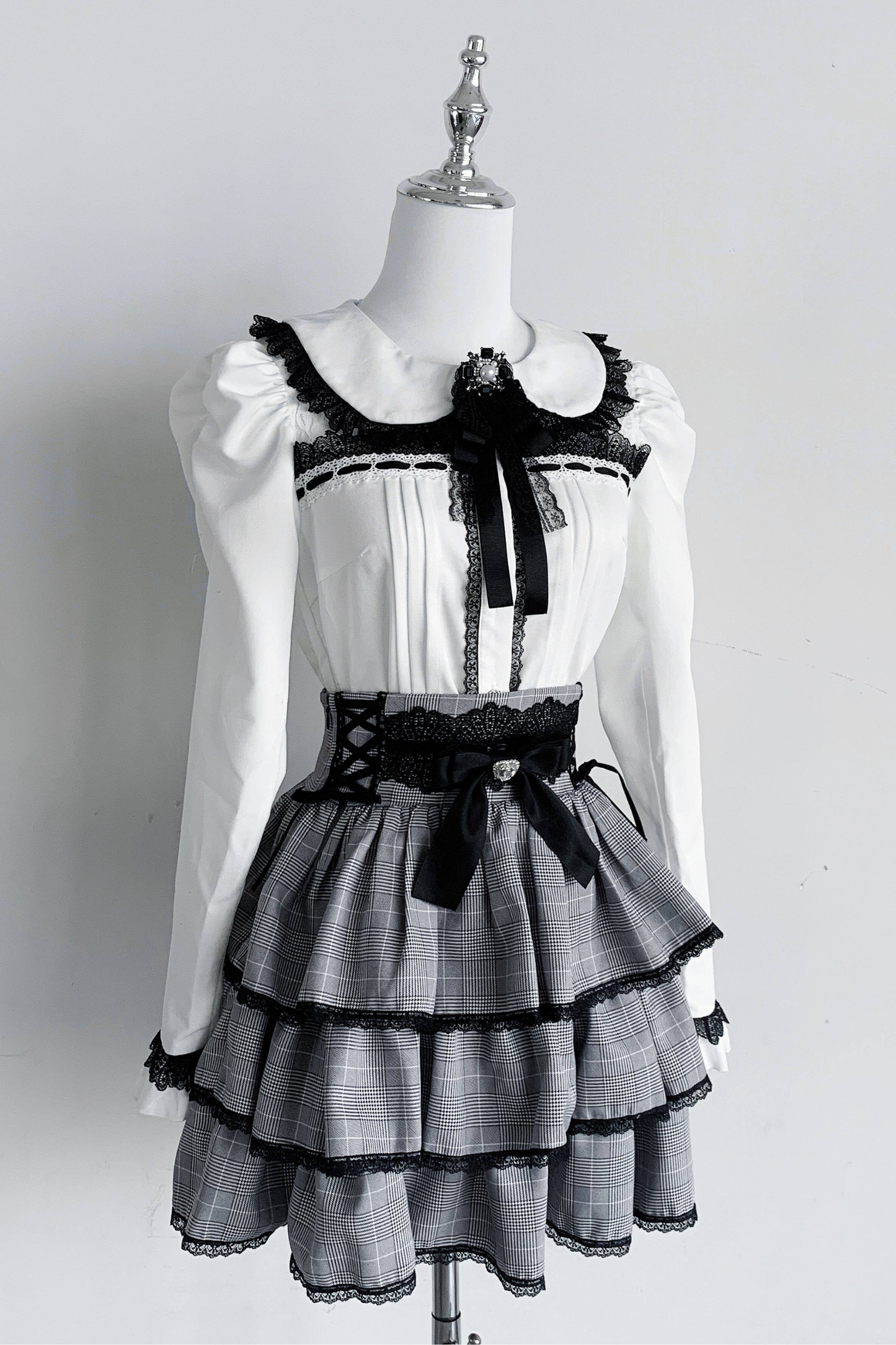 ダークレーストップス+スカート