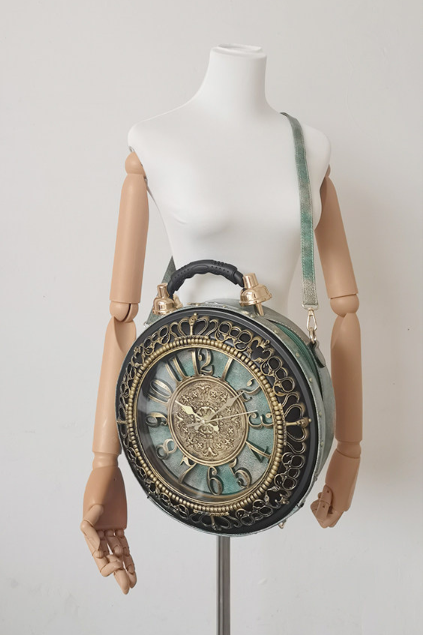 American Retro Clock Handbag