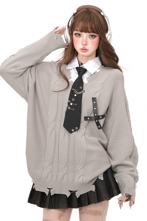 ダークカレッジルーズニット