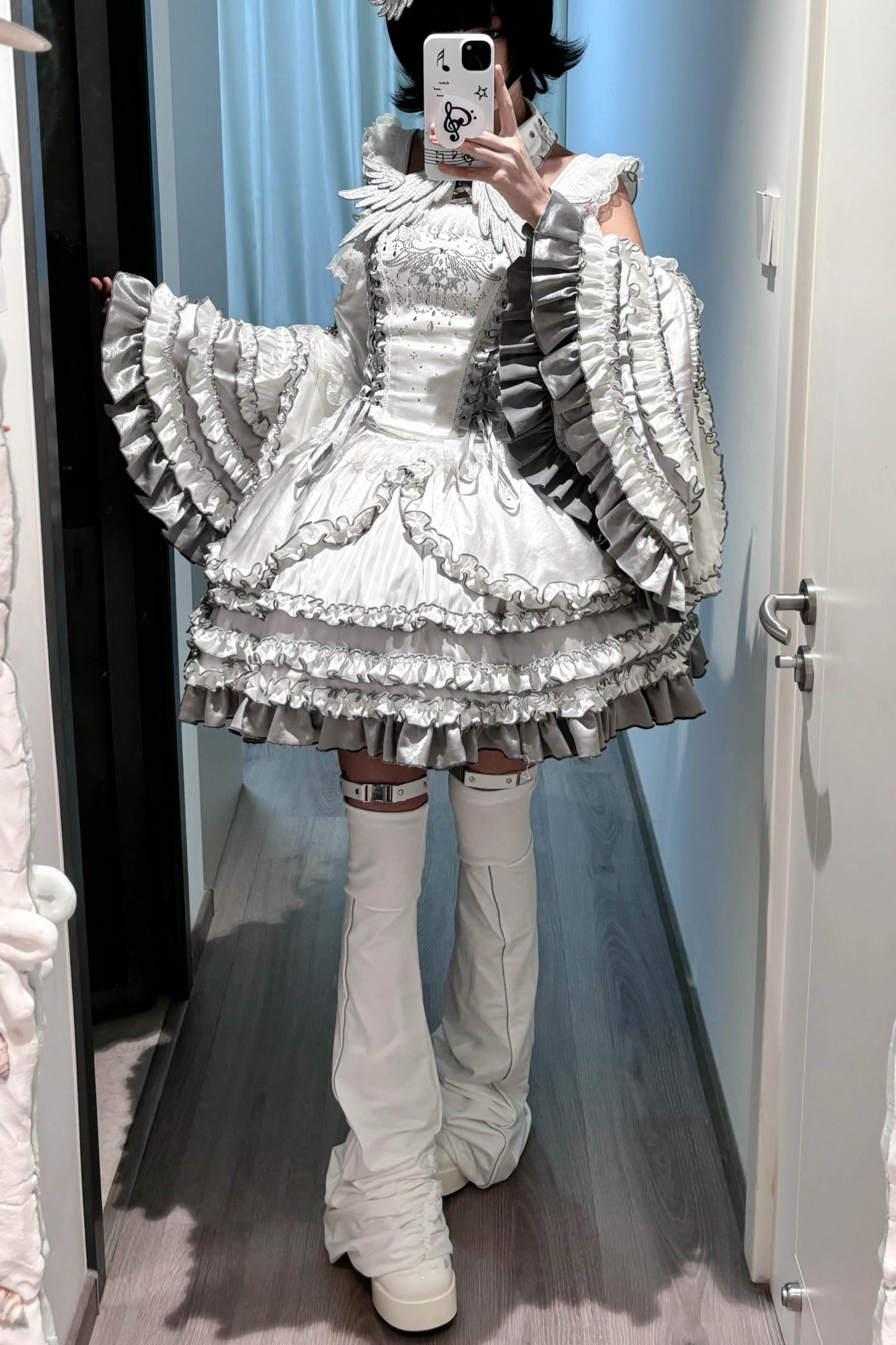 メタリックフリルスプリットスリーブ