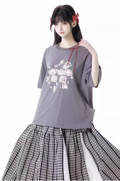 Graffiti T-shirt + Big Swing Check Skirt