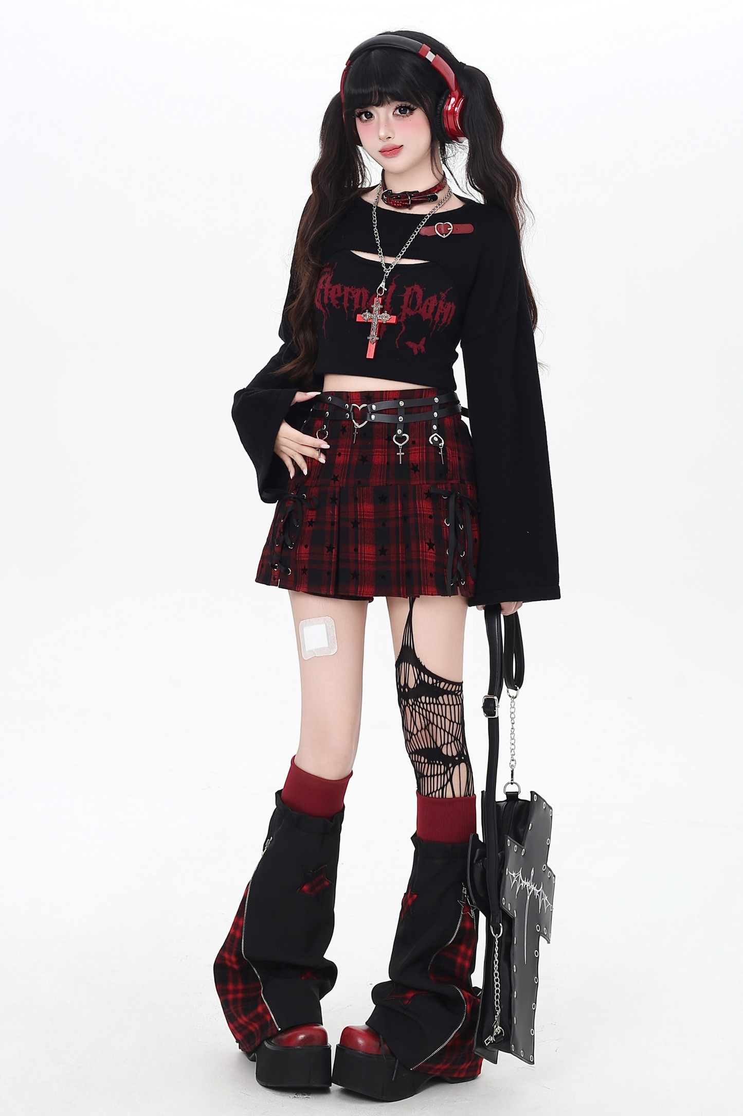 ダークショートトップス+インナーキャミソール