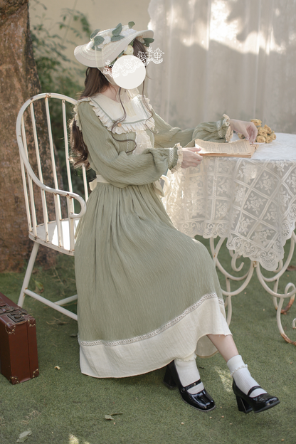 Retro Forest Elegant Dress + Belt + Badge