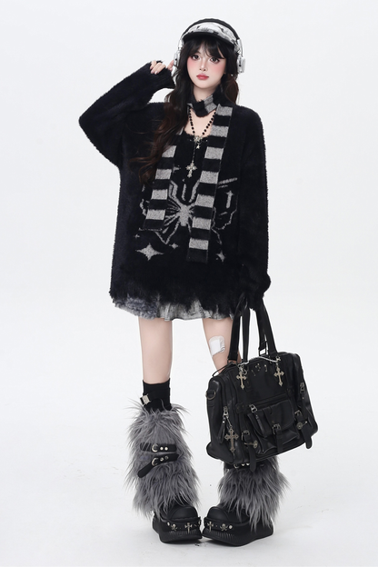 Dark Design Loose Knit