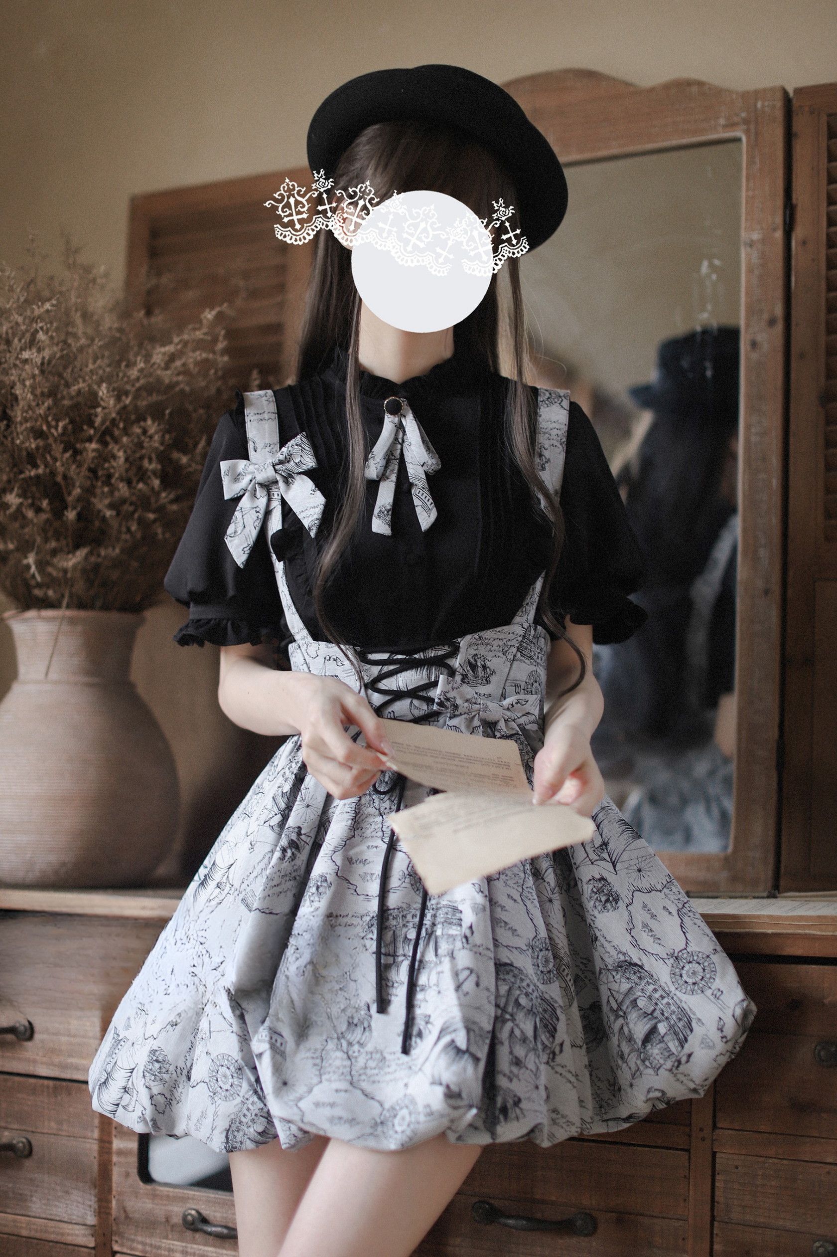 【予約商品】レトロアリス風サスペンダースカート＋シャツ＋リボンネクタイ＋ブローチ＋ヘアクリップ