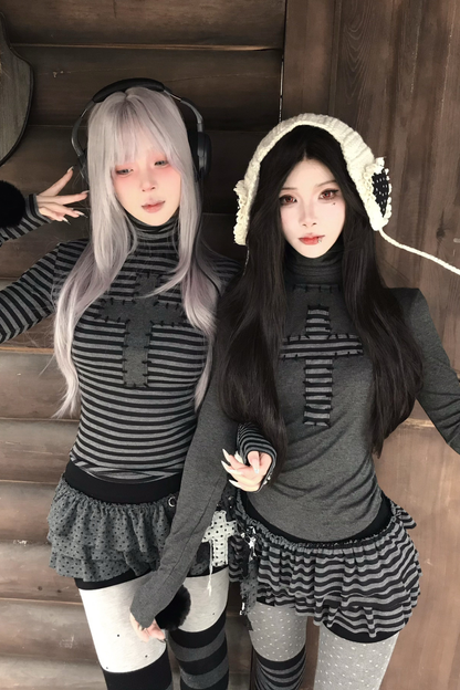 クロスハイネックトップス+パンツスカート+ペンダント