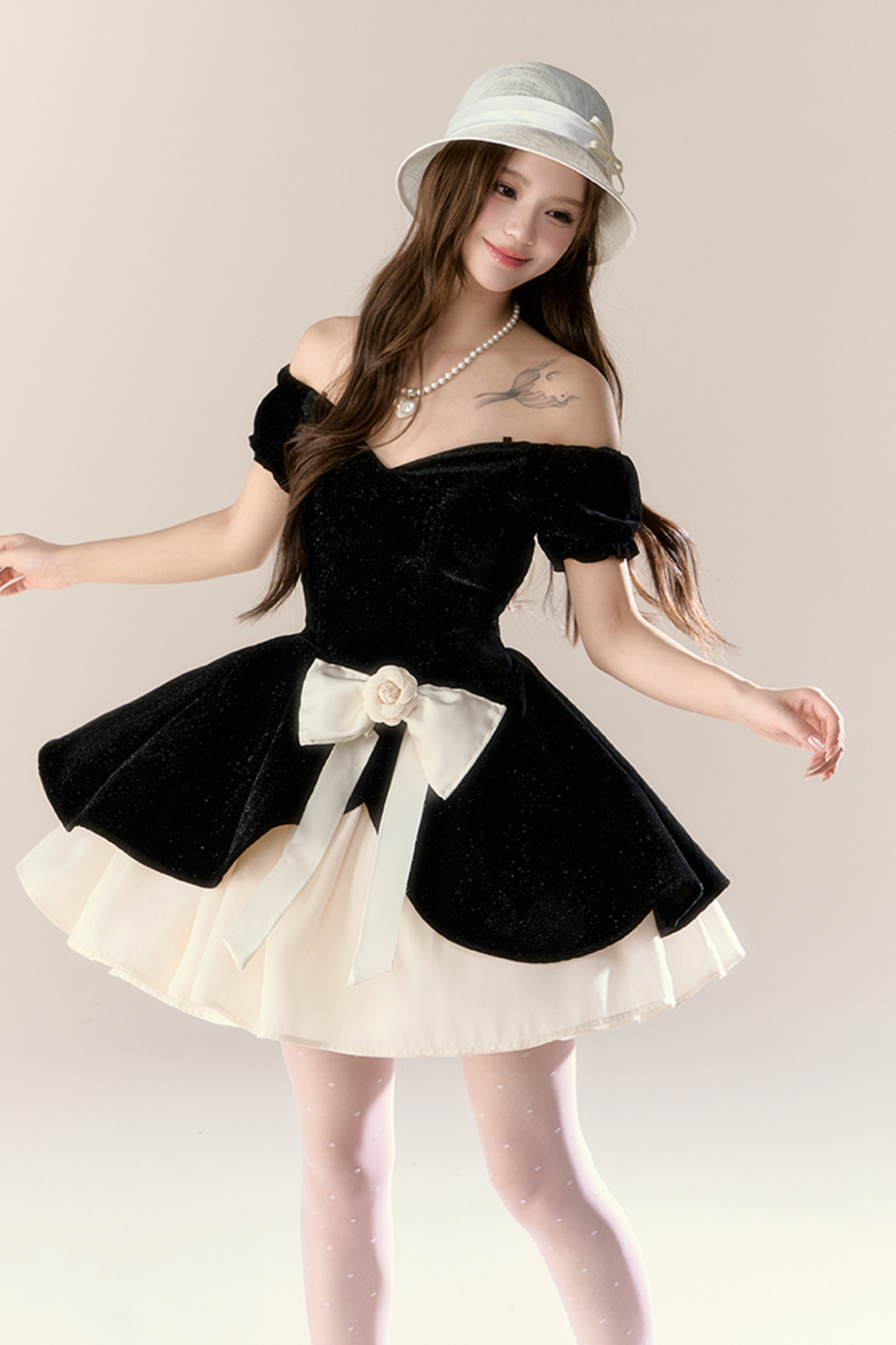 ベルベットフレンチブラックドレス