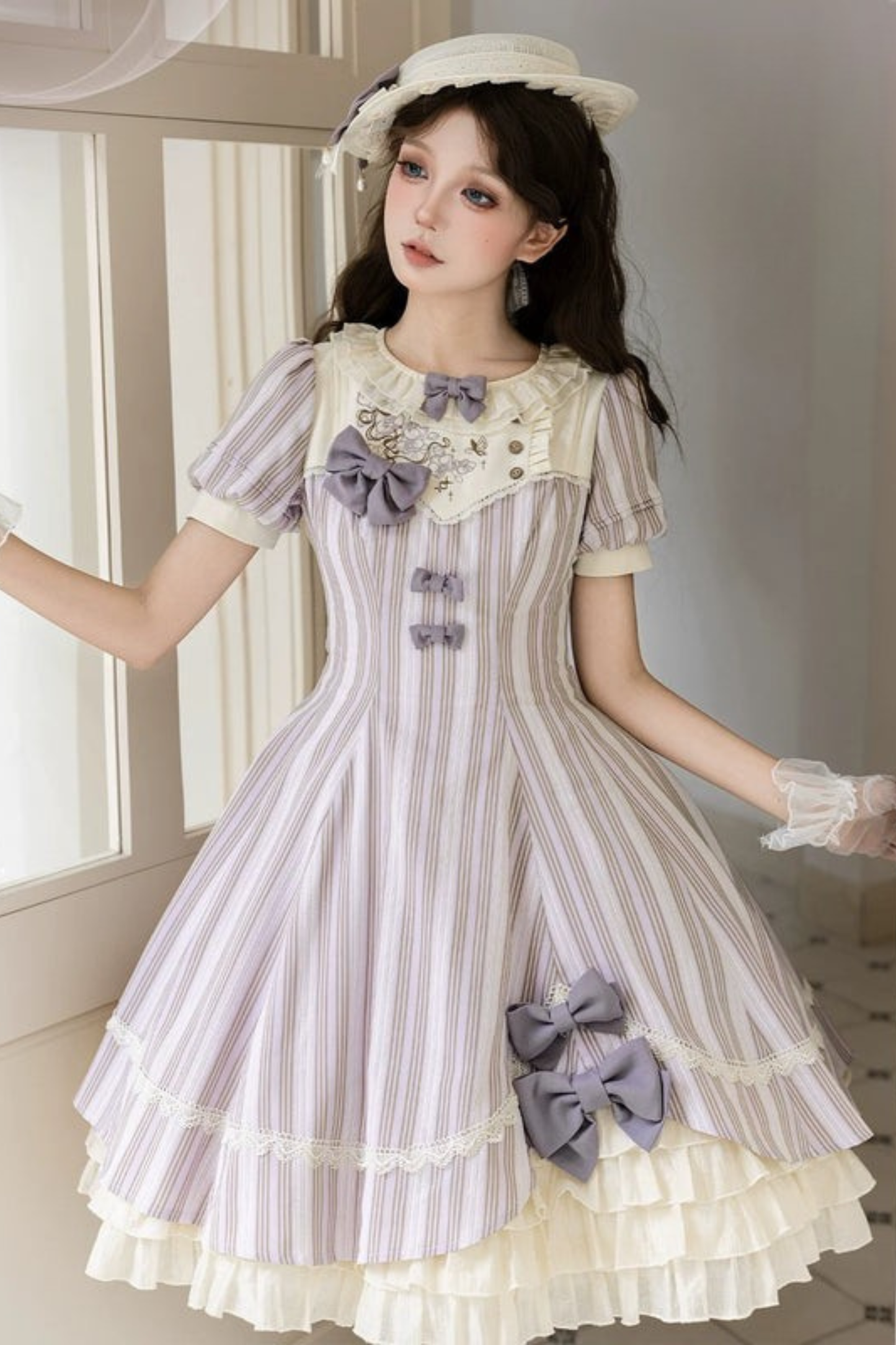 【预售商品】条纹洛丽塔连衣裙+蝴蝶结发夹