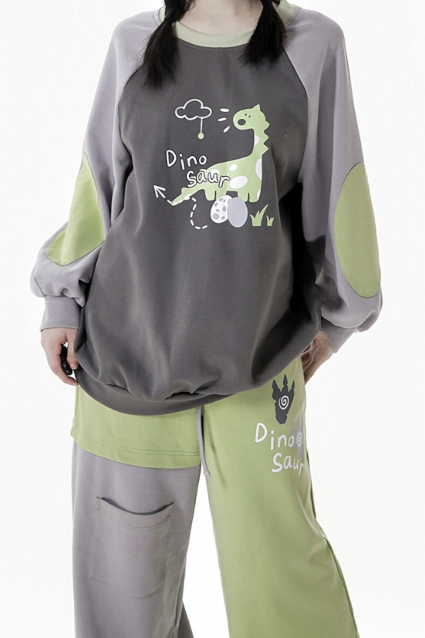 フォレストティーカジュアルフードスウェットス+スウェット+アシメパンツ+カジュアルパンツ