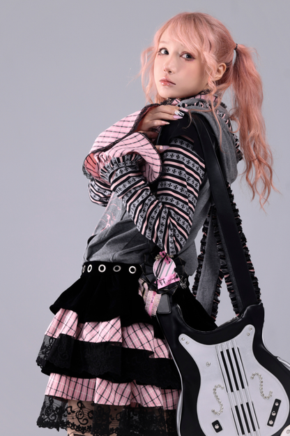 ラビットイヤーフードパンクパーカー