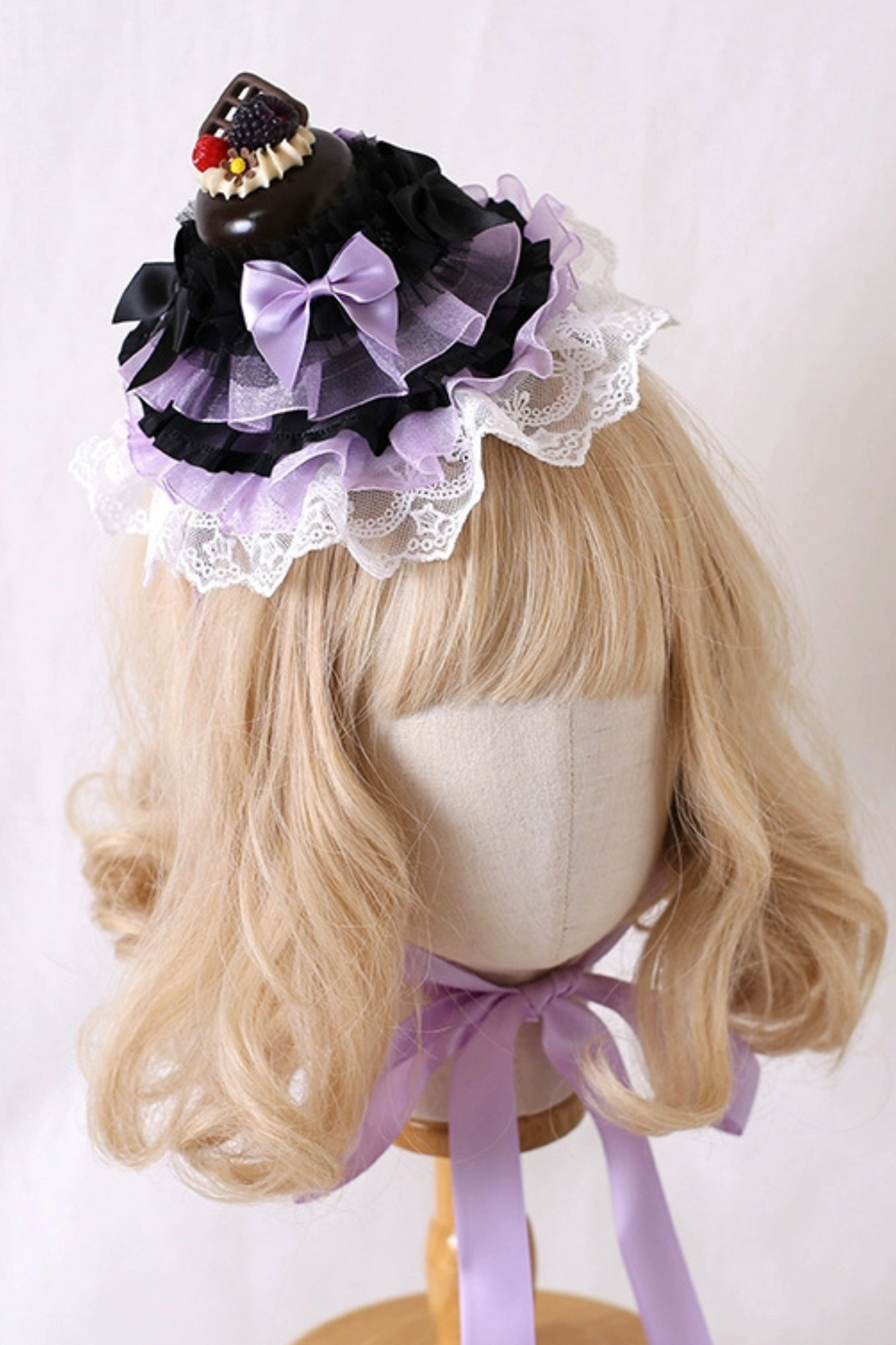 レースケーキアンソニーケーキシルクハット