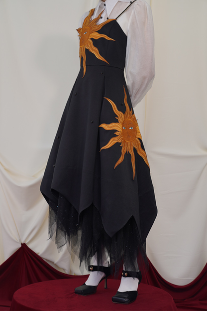 サンフラワーストラップスリムスイングレトロドレス