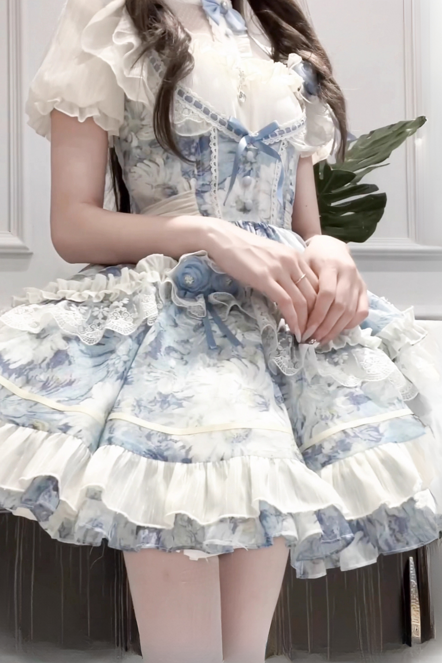 [Reservation product] French Elegant Blue White Oil Paint Two Piece Dress