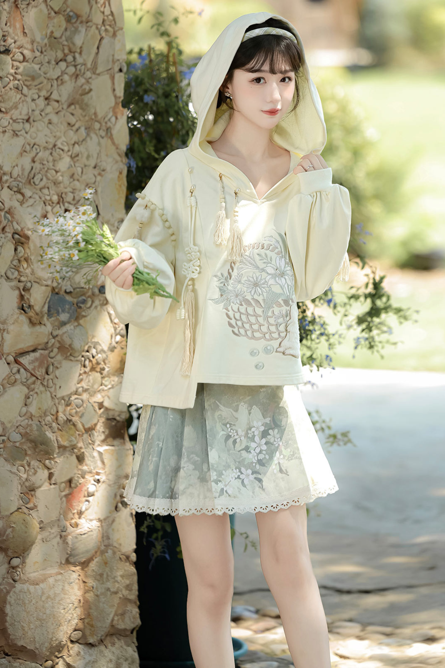 China Sweatshirt + Half Skirt