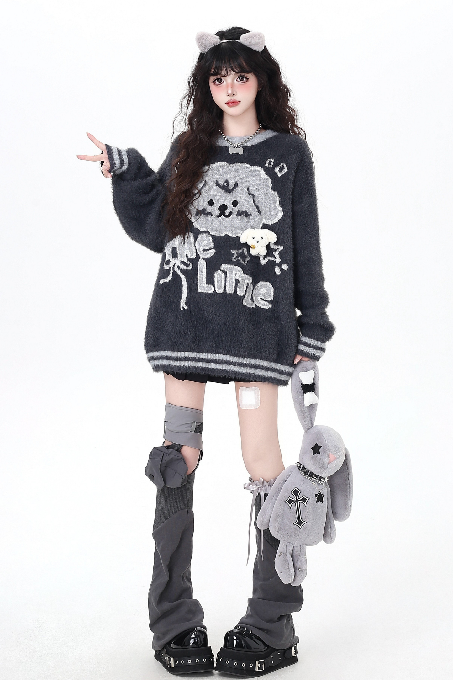 ルーズアニマルデザインセーター