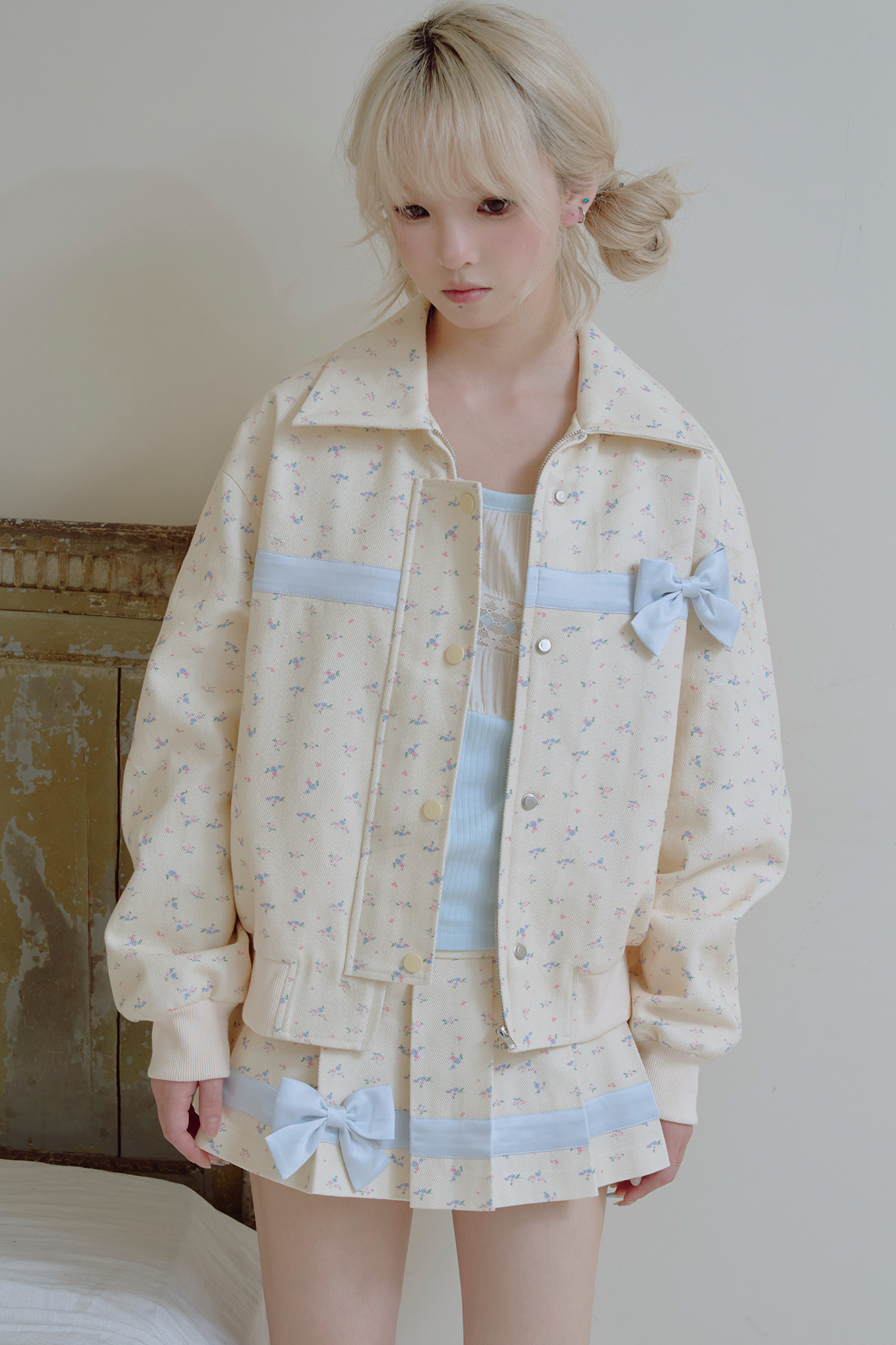 フラワーリボンジャケット＋プリーツスカート