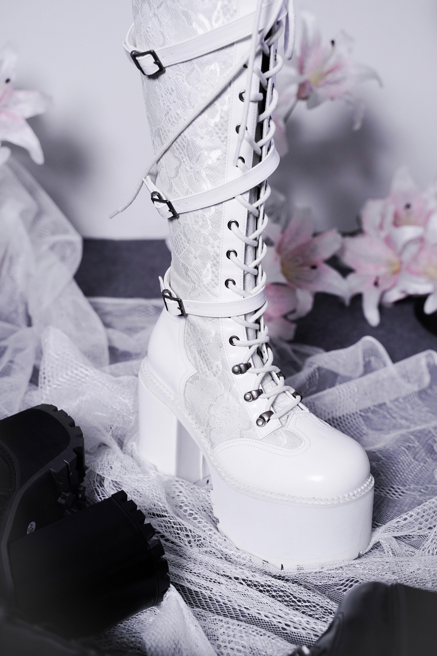 【4月4日予約締切】レースゴシックスエードレースアップブーツ