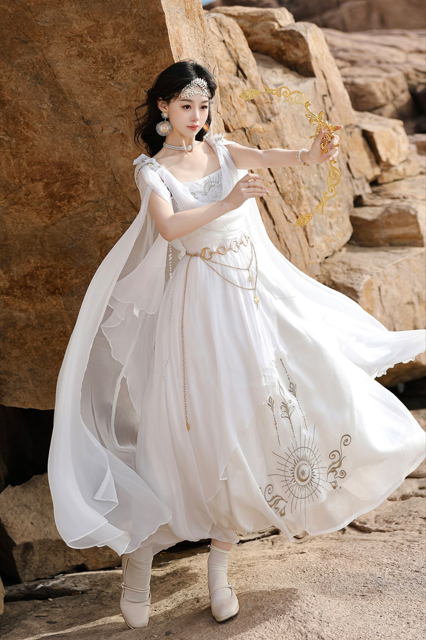 Märchenhaftes klassisches Lolita-Trägerkleid + Kapuzen-Cape