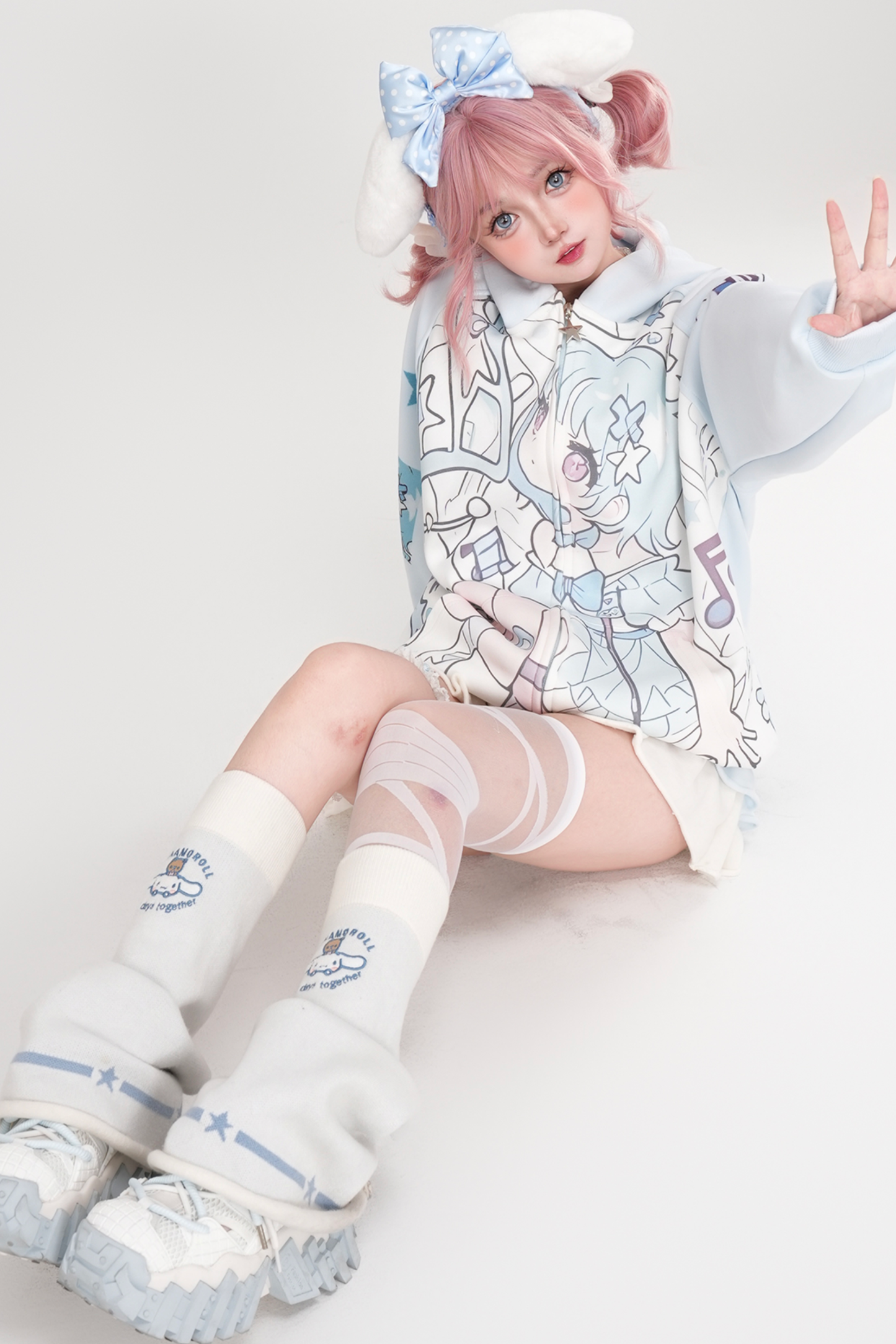 レースアニメフーデッドジャケット