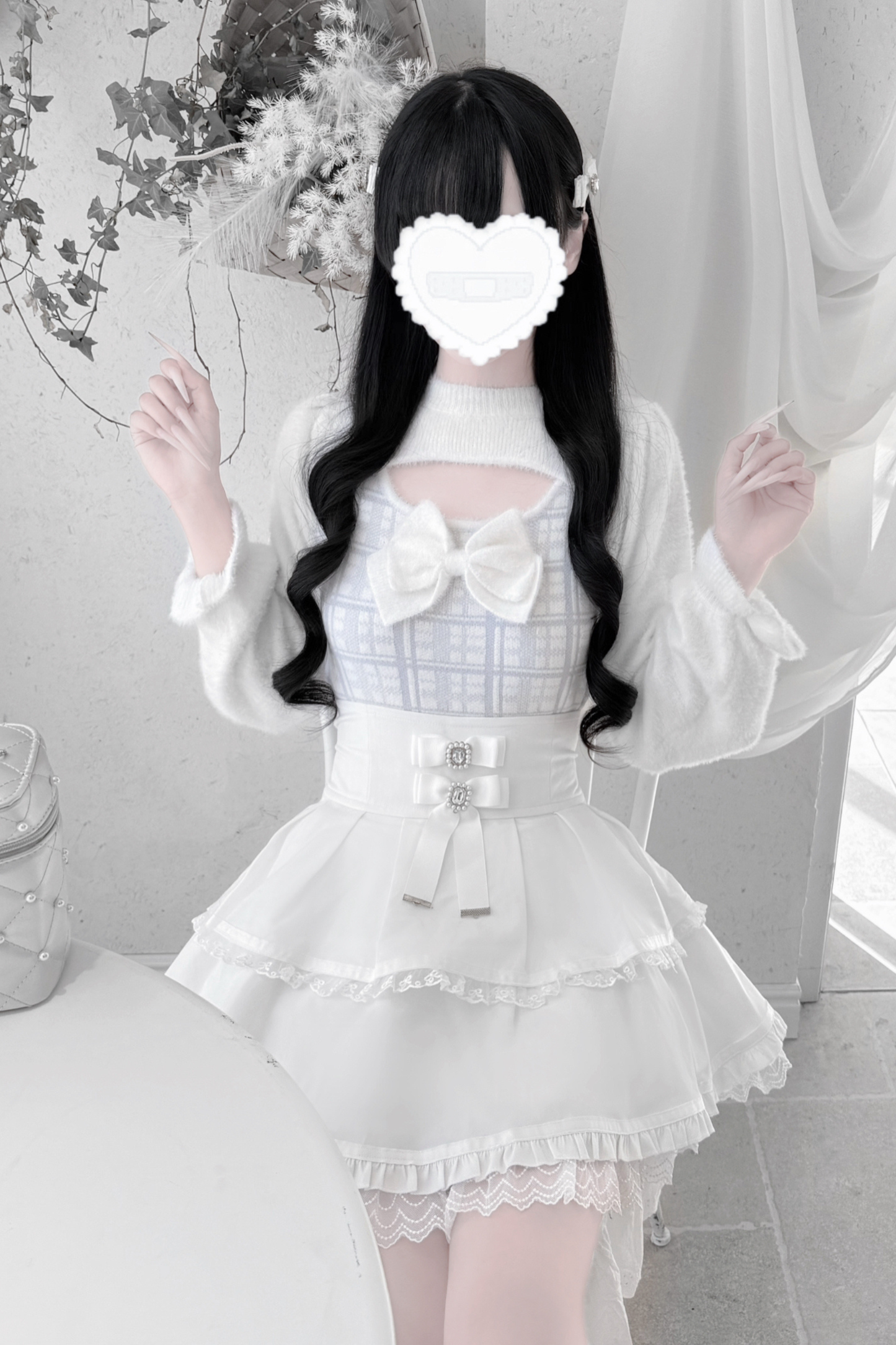 Ribbon Checked Open Chest Sweater