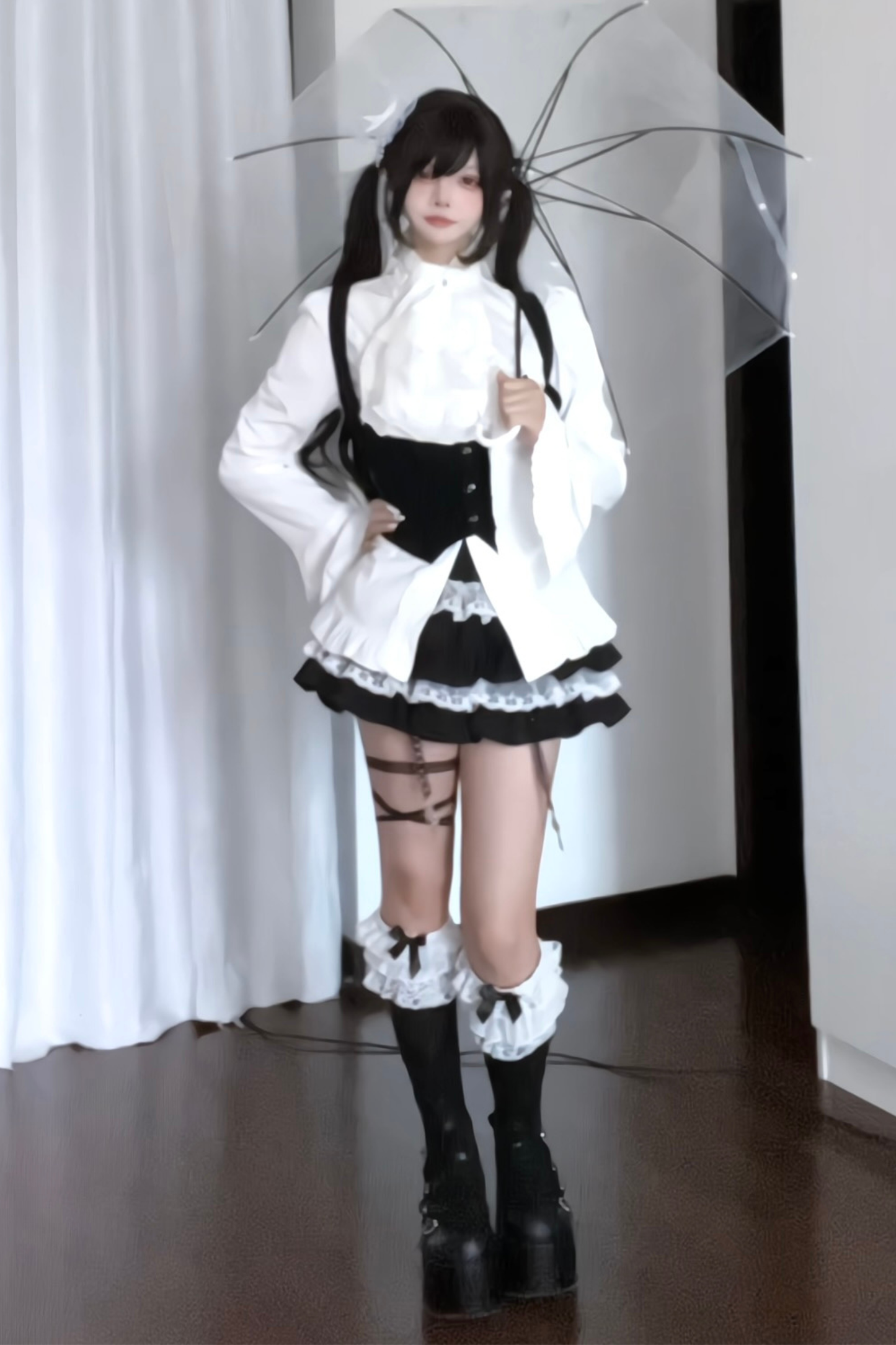 フリルフライングスリーブトップス+ケーキスカート