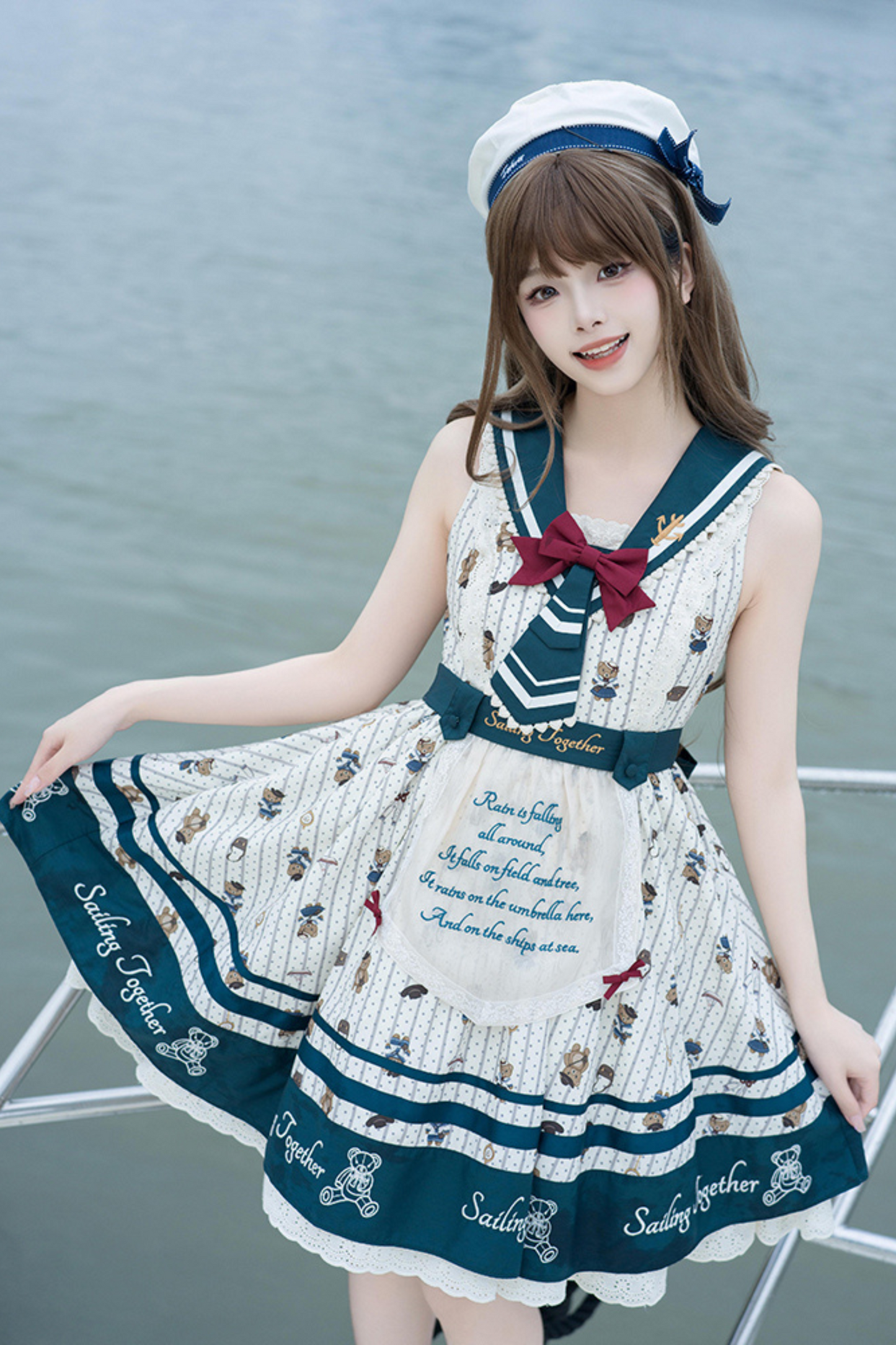 Jasmine Bear Marine Design Jumperskirt + Short Outerwear
