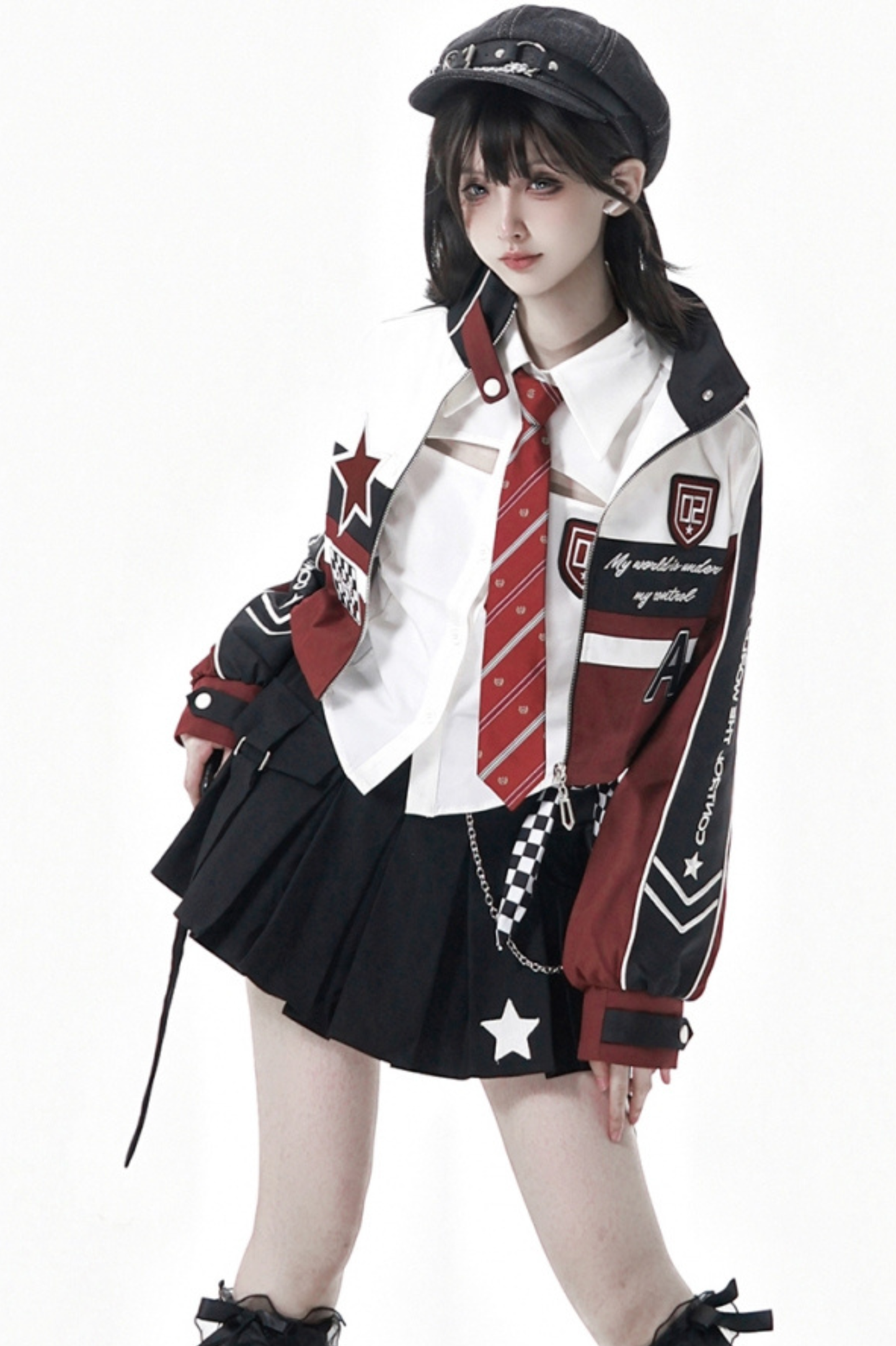 バイカージャケット+ネクタイ付きシャツ+スカート+ベルト