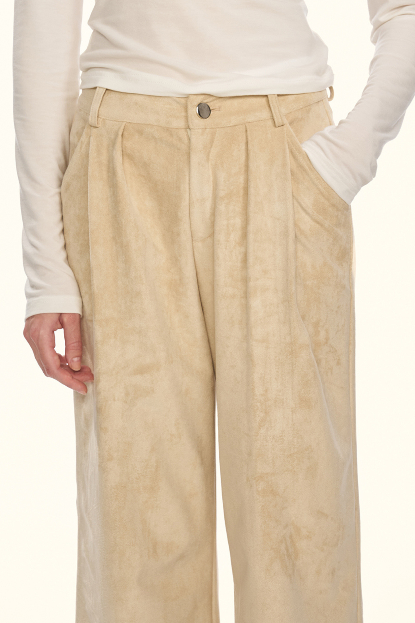 ストレートスエードパンツ+ファーベルト