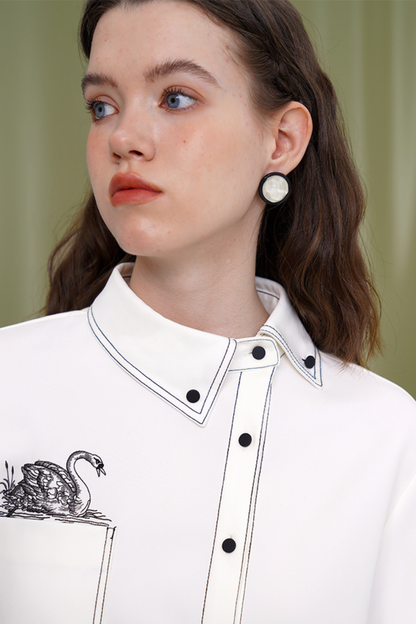 Swan genderless retro shirt