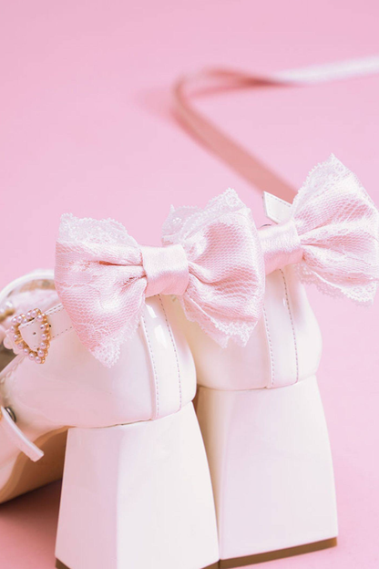 Lavilés Pearl Heals.